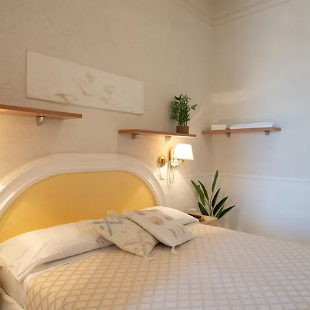 Continental Hotel 3*