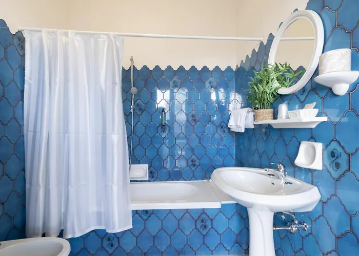 Continental فندق 3*