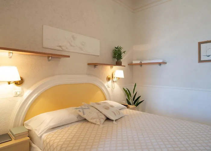 Continental Hotel 3*