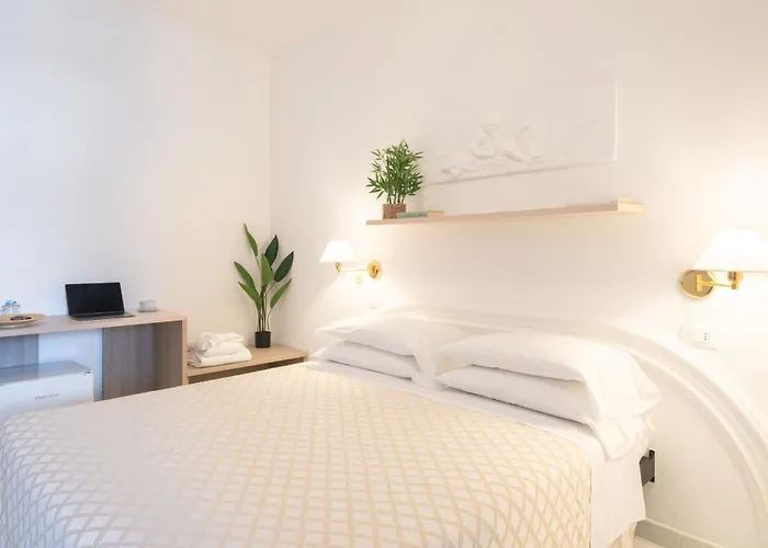 Hotel Continental Cattolica